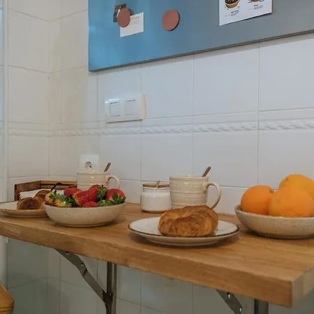 Apartament Apartment In Former Monastery With Patio In City Centre Free Parking *